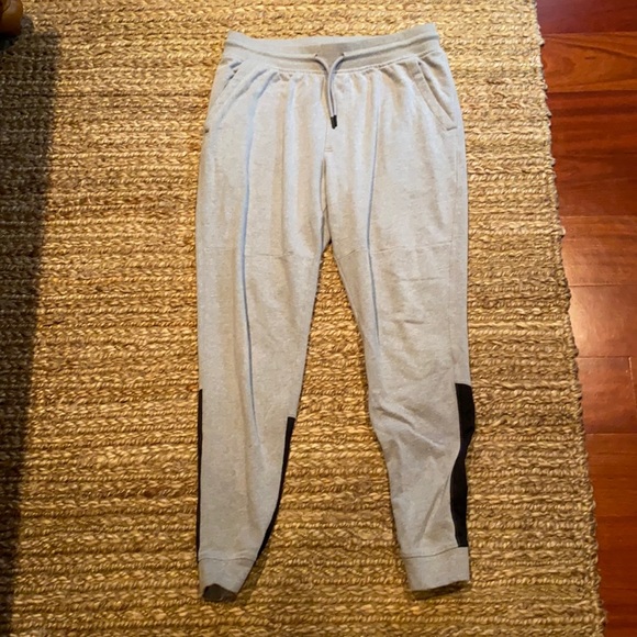 Under Armour Other - Under Armour Large Grey Pants